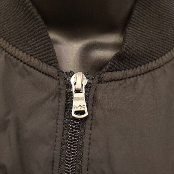 Michael Kors Sweatshirt Zipped Jacket Women's Medium Black 2 Upper Patch Pockets - Picture 3 of 8